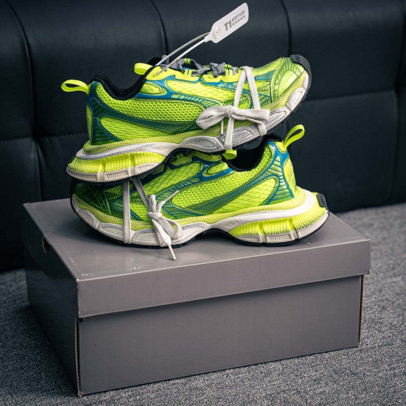 [발렌시아가] BALENCIAGA  3XL 스니커즈