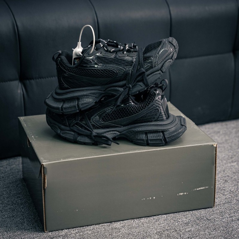 [발렌시아가] BALENCIAGA  3XL 스니커즈