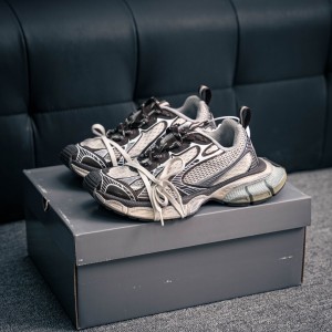 [발렌시아가] BALENCIAGA  3XL 스니커즈