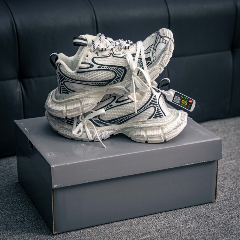 [발렌시아가] BALENCIAGA  3XL 스니커즈