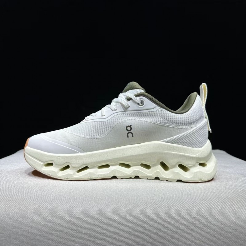 LOEWE 로에베 x 온 콜라보레이션 스니커즈