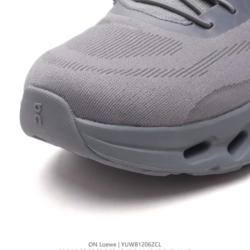 LOEWE 로에베 x 온 콜라보레이션 스니커즈