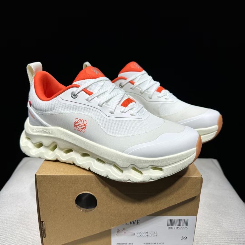 LOEWE 로에베 x 온 콜라보레이션 스니커즈