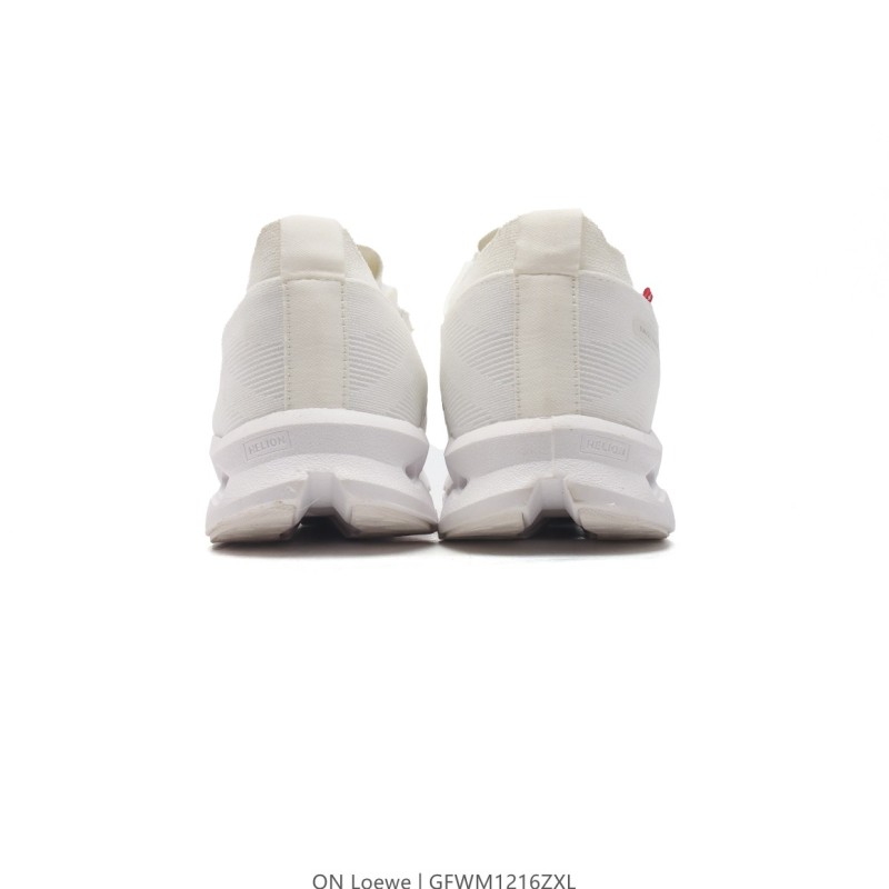 LOEWE 로에베 x 온 콜라보레이션 스니커즈