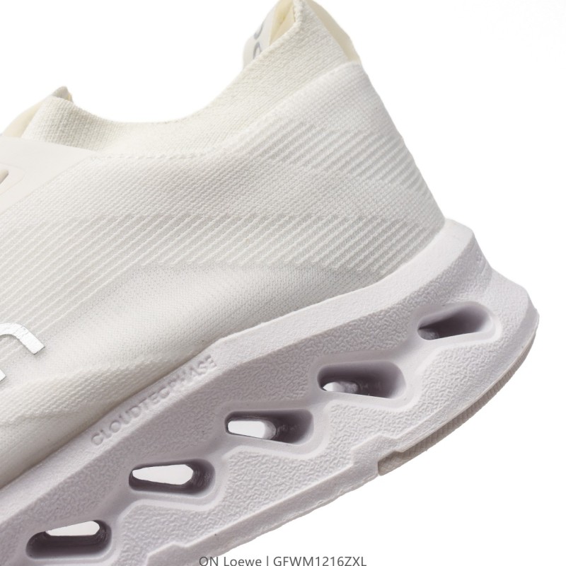 LOEWE 로에베 x 온 콜라보레이션 스니커즈