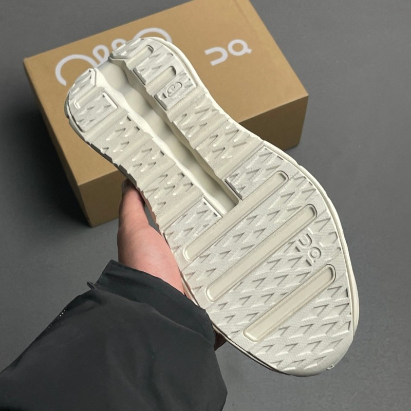 LOEWE 로에베 x 온 콜라보레이션 스니커즈