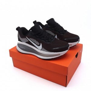 나이키 보메로 18