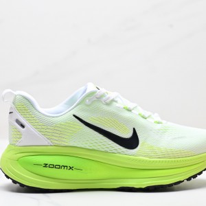 나이키 보메로 18