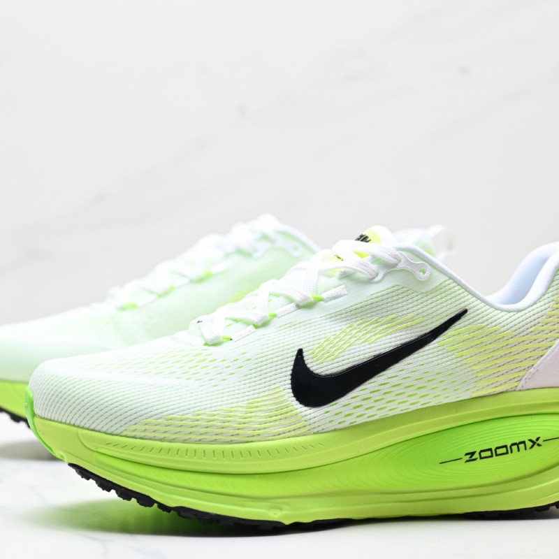 나이키 보메로 18