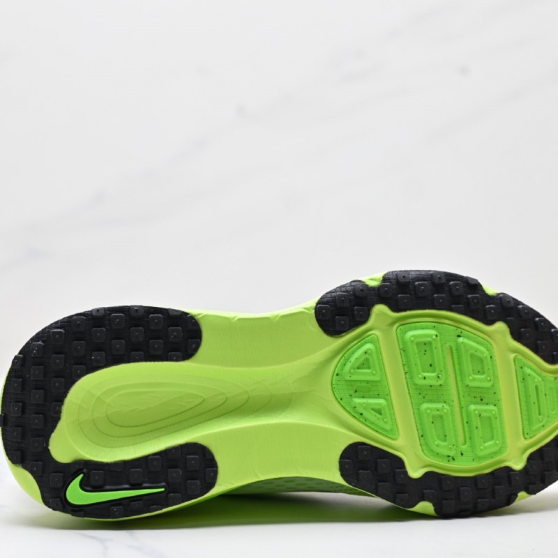 나이키 보메로 18