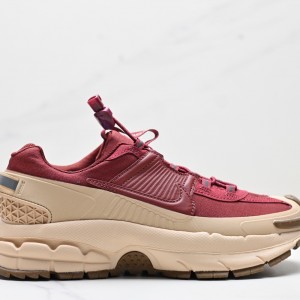 나이키 줌 보메로 로밍