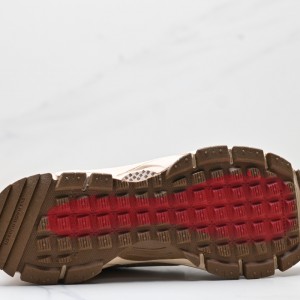 나이키 줌 보메로 로밍