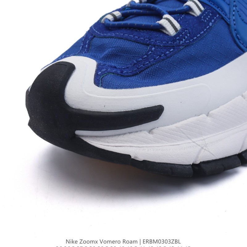 나이키 줌 보메로 로밍