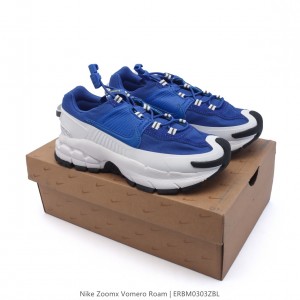 나이키 줌 보메로 로밍