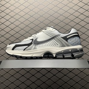 나이키 줌 보메로 5