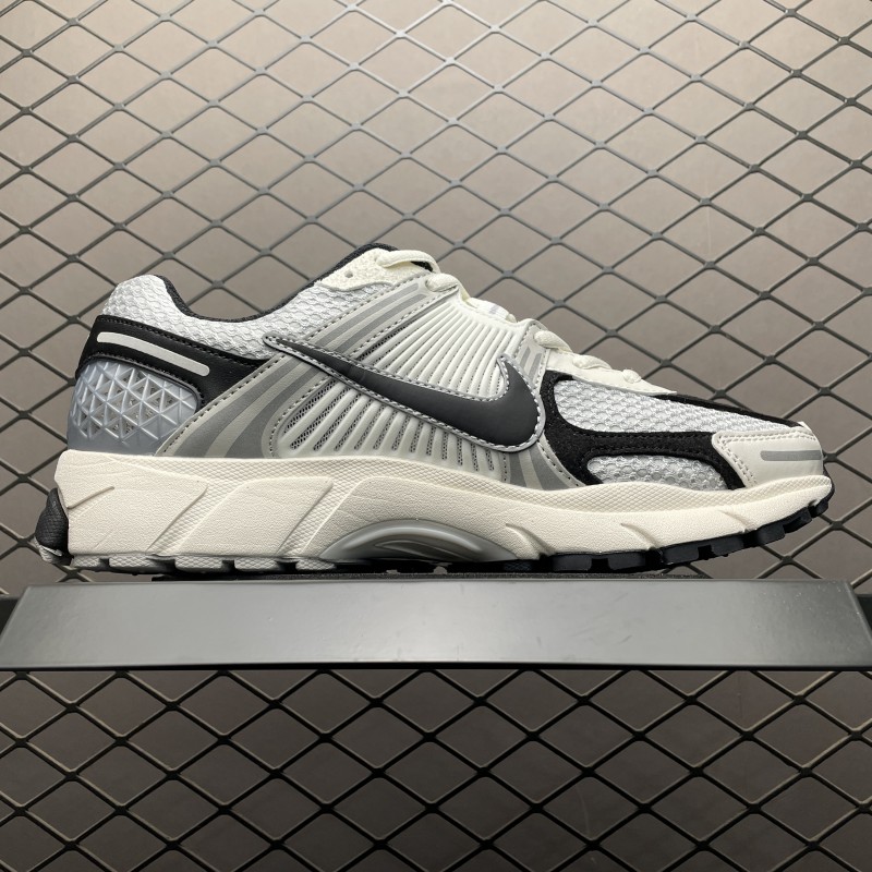 나이키 줌 보메로 5