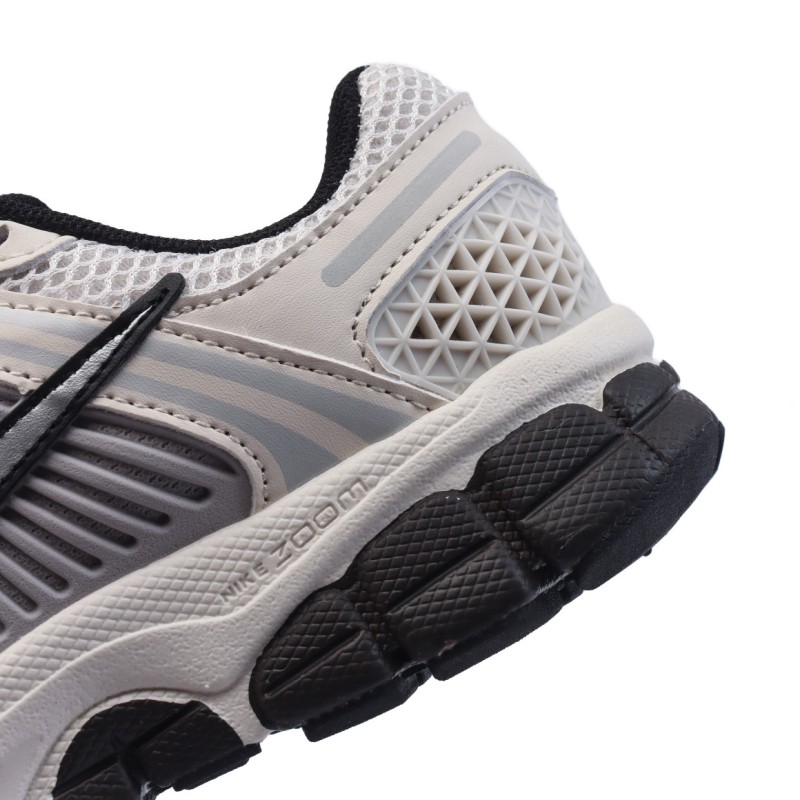 나이키 줌 보메로 5