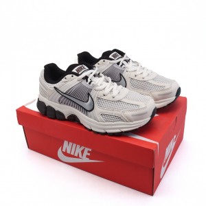 나이키 줌 보메로 5