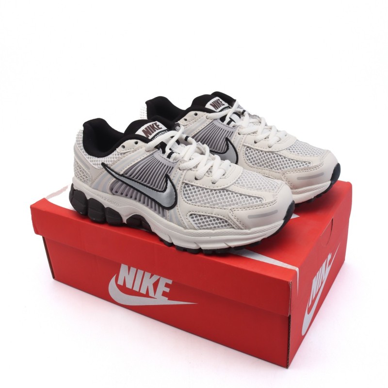 나이키 줌 보메로 5