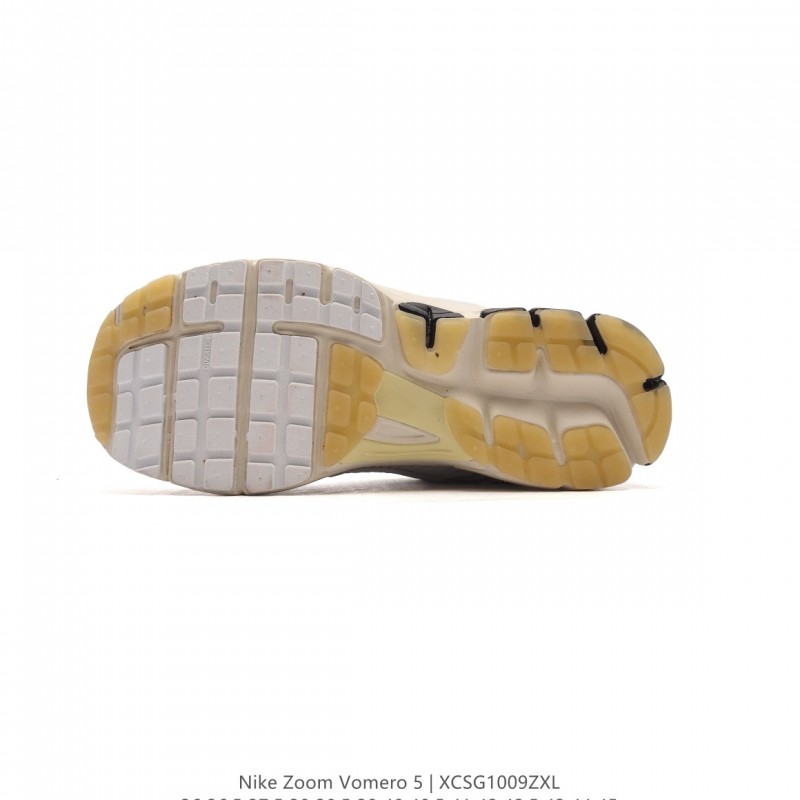 나이키 줌 보메로 5