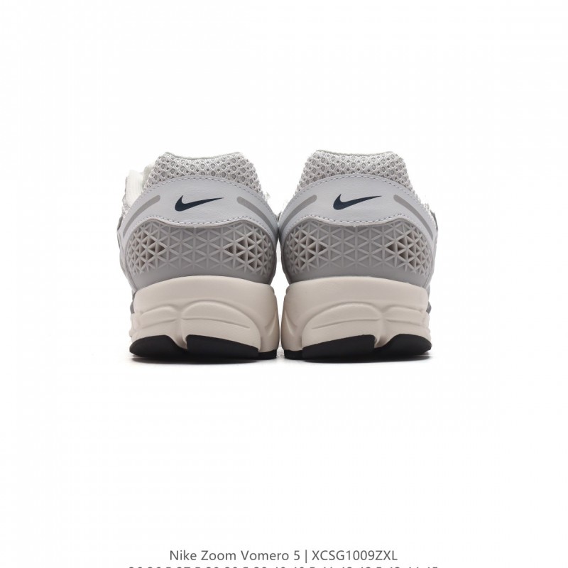 나이키 줌 보메로 5