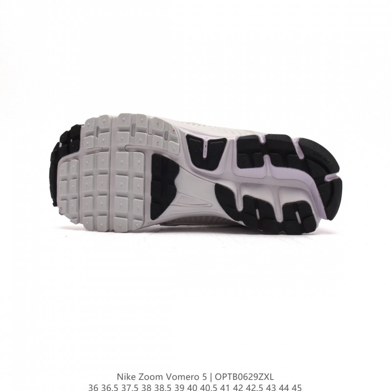 나이키 줌 보메로 5