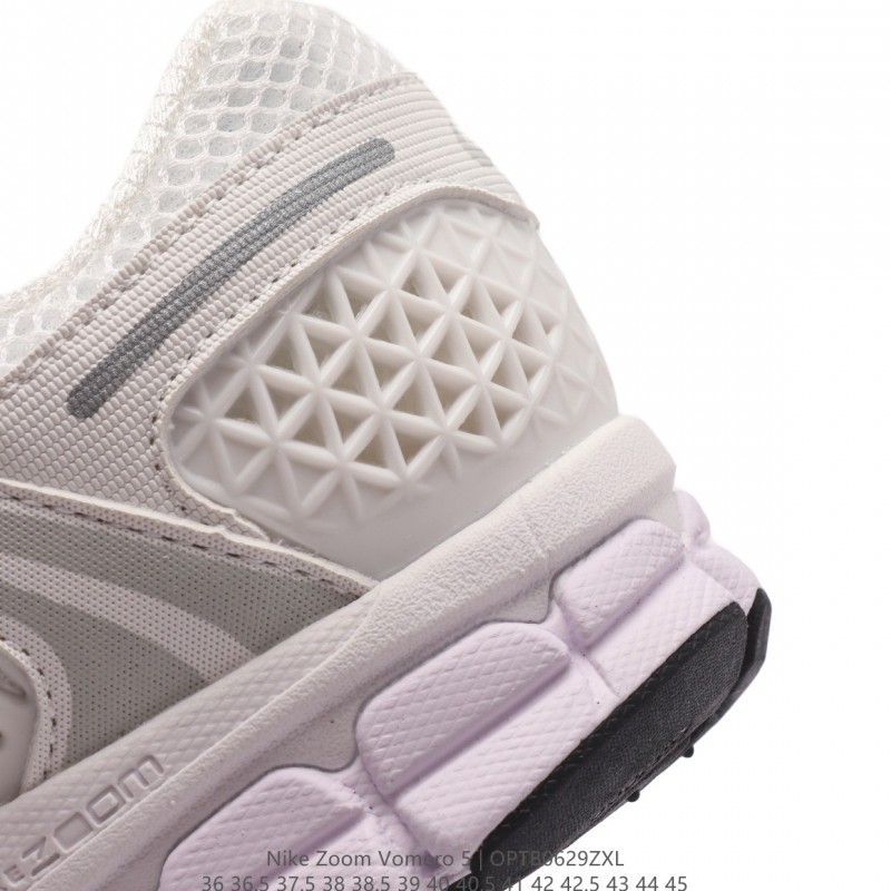 나이키 줌 보메로 5