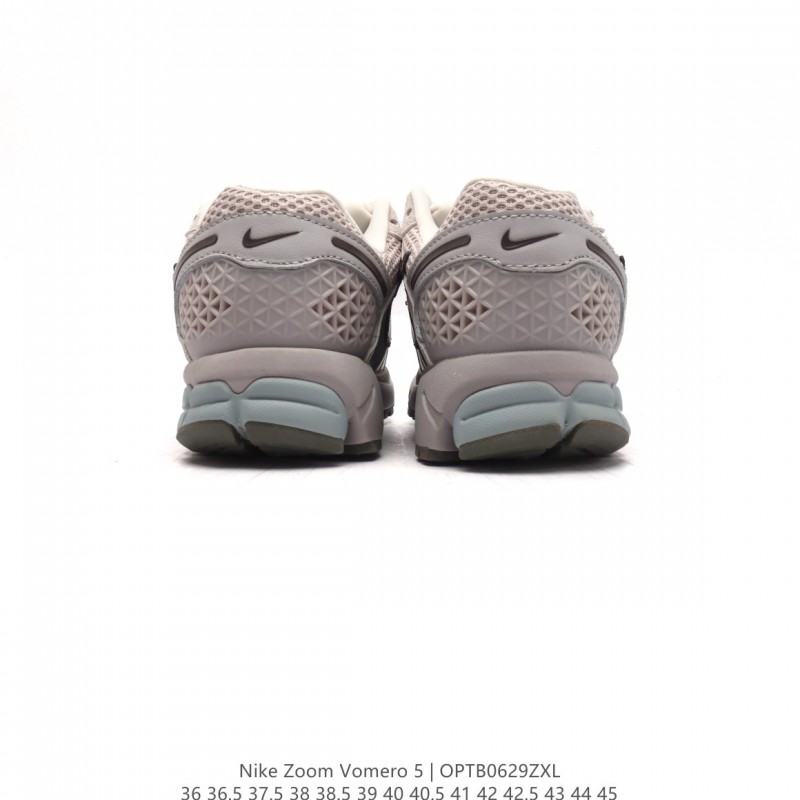 나이키 줌 보메로 5