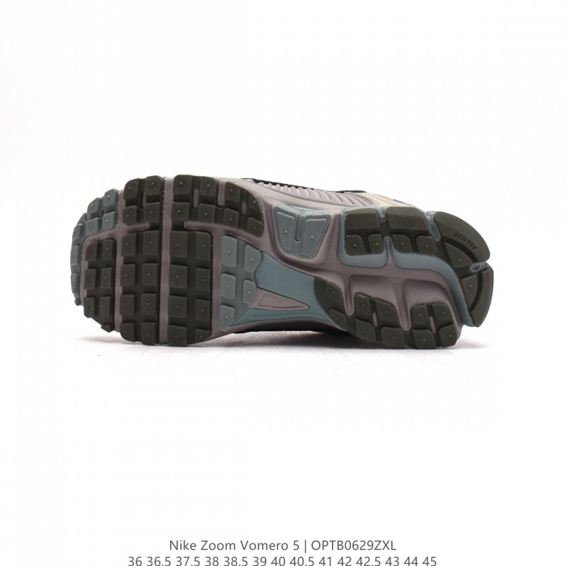 나이키 줌 보메로 5