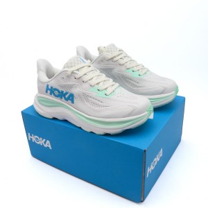 호카 남성 클리프톤 9