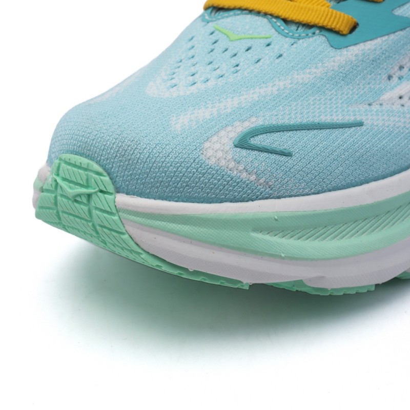 호카 남성 클리프톤 9