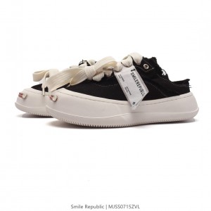 SMILEREPUBLIC 스마일리퍼블릭 캔버스 뮬 스니커즈 남녀공용품 로우