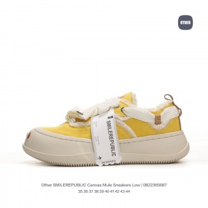 SMILEREPUBLIC 스마일리퍼블릭 캔버스 뮬 스니커즈 남녀공용품 로우