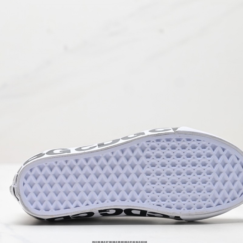 국내당일 꼼데가르송 CDG 반스 올드스쿨 스니커즈 캔버스화