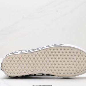 국내당일 꼼데가르송 CDG 반스 올드스쿨 스니커즈 캔버스화