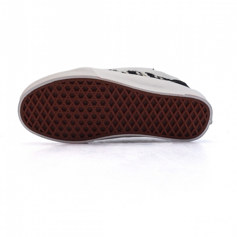 반스 Knu Skool 뉴 스쿨 VR3 LX