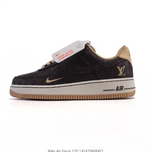 나이키 에어 포스 1 '07 로우