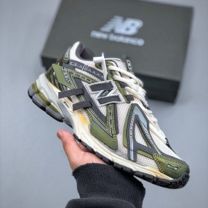 뉴발란스 M1906R 신발 남녀공용 운동화