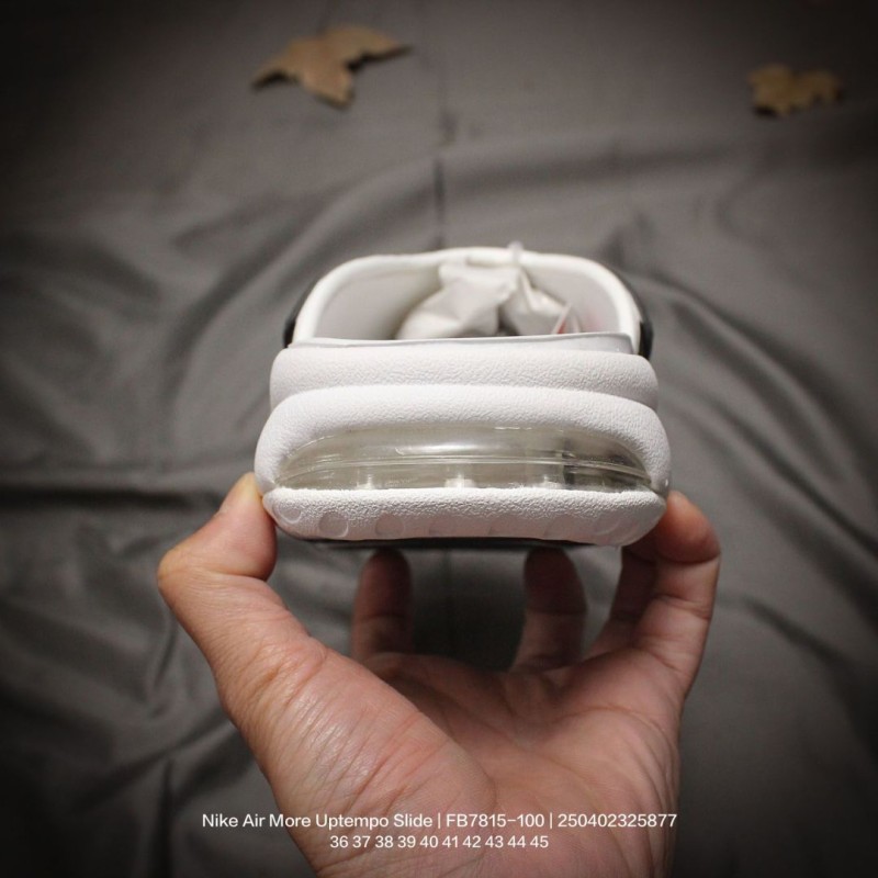 나이키 에어 모어 업템포 슬라이드