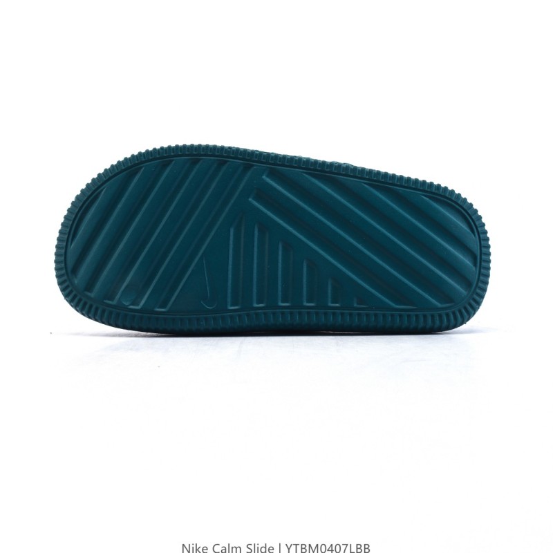 나이키 CALM 슬라이드