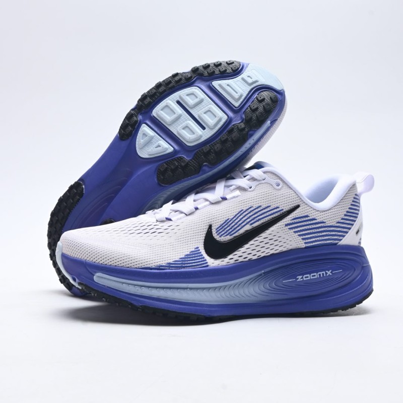 나이키 보메로 18 남녀 로드 러닝화