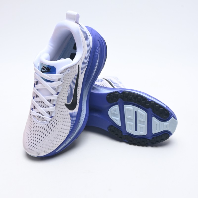 나이키 보메로 18 남녀 로드 러닝화