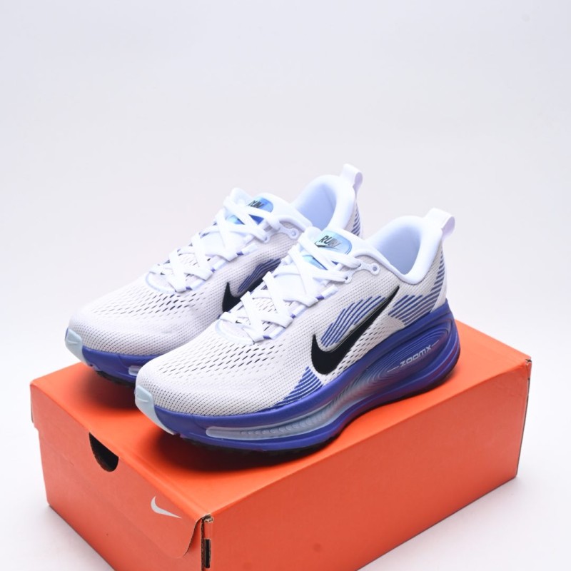 나이키 보메로 18 남녀 로드 러닝화