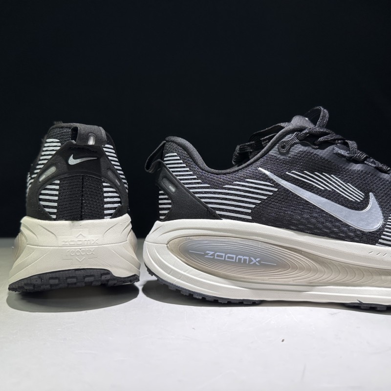 나이키 보메로 18 남녀 로드 러닝화