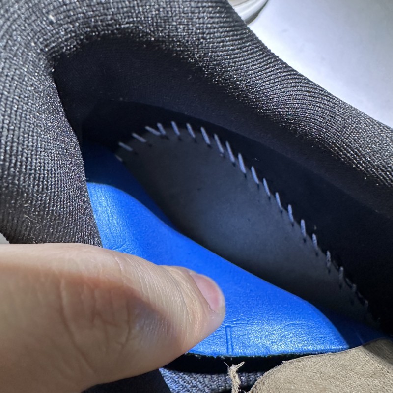 나이키 보메로 18 남녀 로드 러닝화