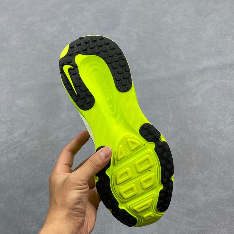 나이키 보메로 18 남녀 로드 러닝화