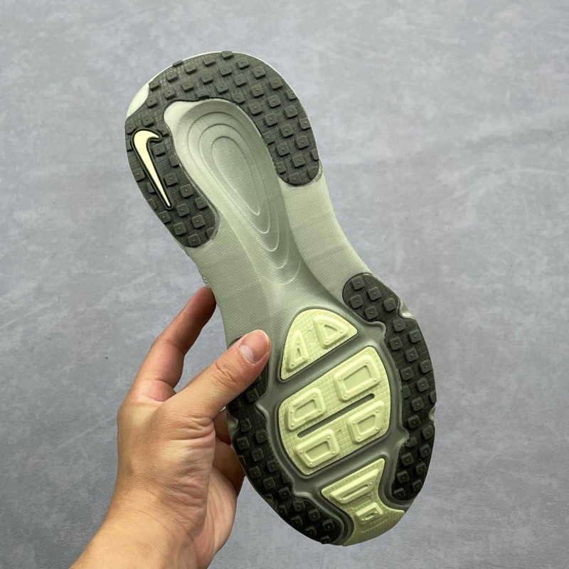 나이키 보메로 18 남녀 로드 러닝화