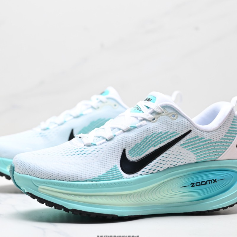 나이키 보메로 18 남녀 로드 러닝화