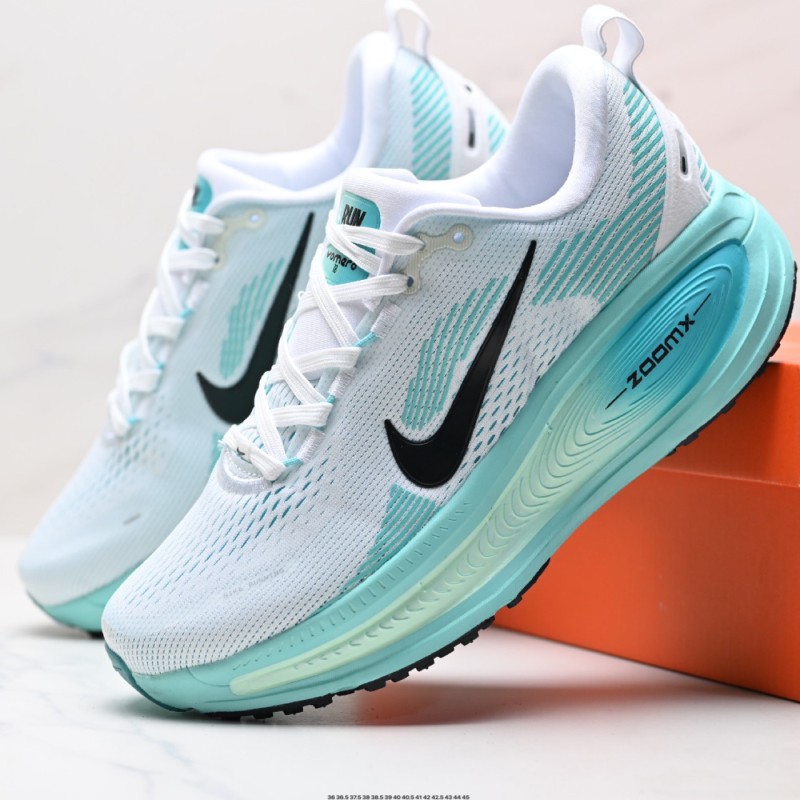 나이키 보메로 18 남녀 로드 러닝화