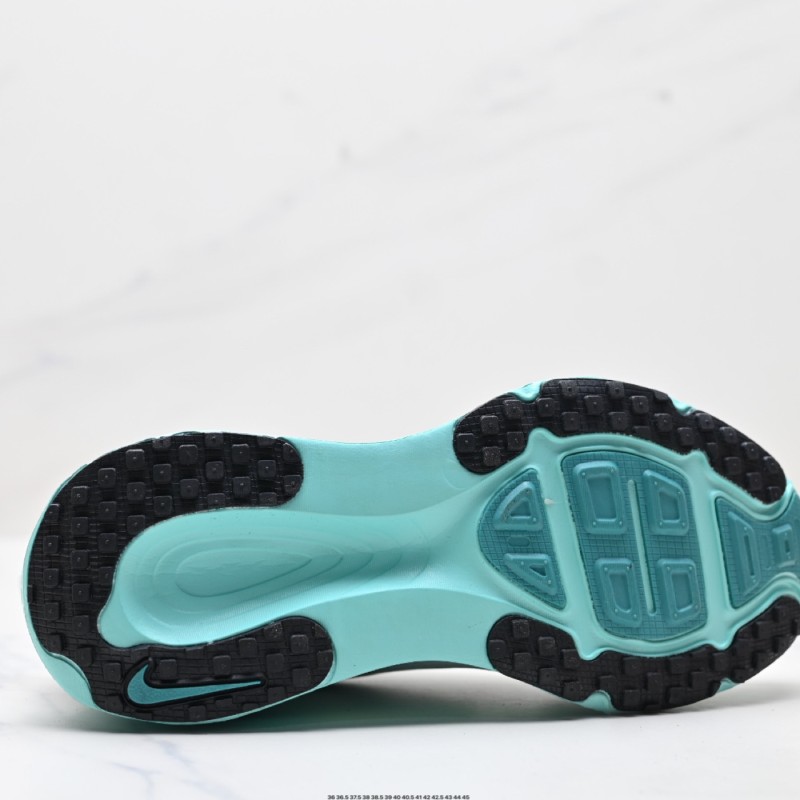 나이키 보메로 18 남녀 로드 러닝화